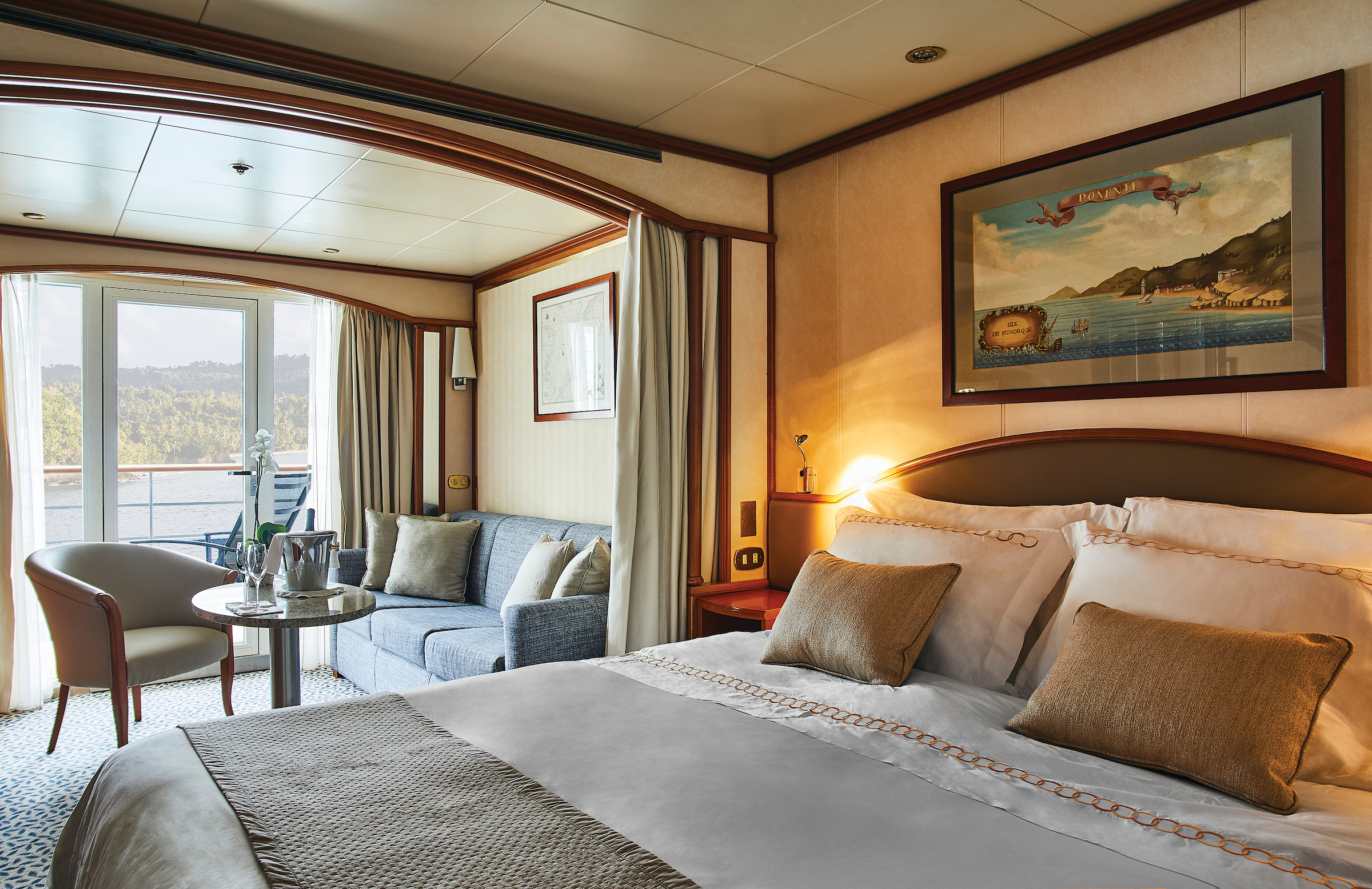 Midship veranda suite DV