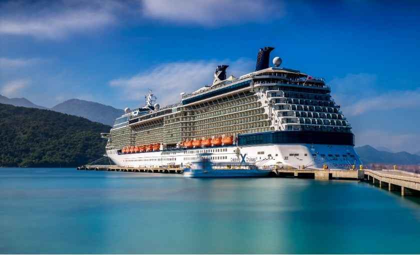 Het volledige schip de Silhouette van Celebrity cruises