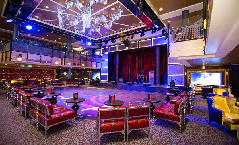 Een dansvloer op de Ovation of the Seas