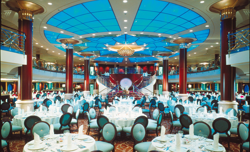 Restaurant aan boord van Celebrity Infinity