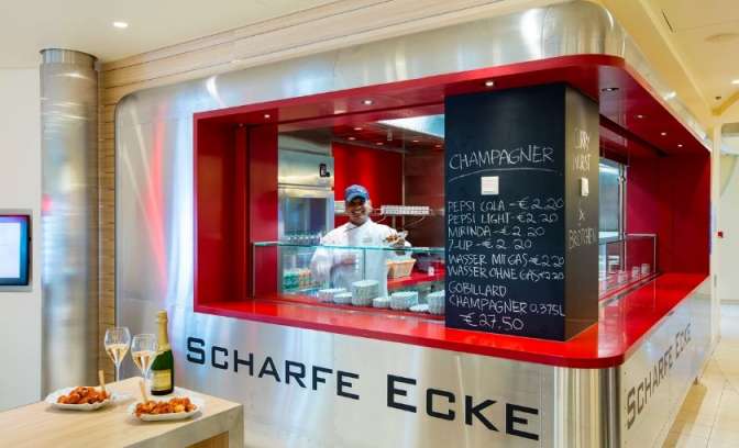 Scharfe Ecke op de AidaPerla