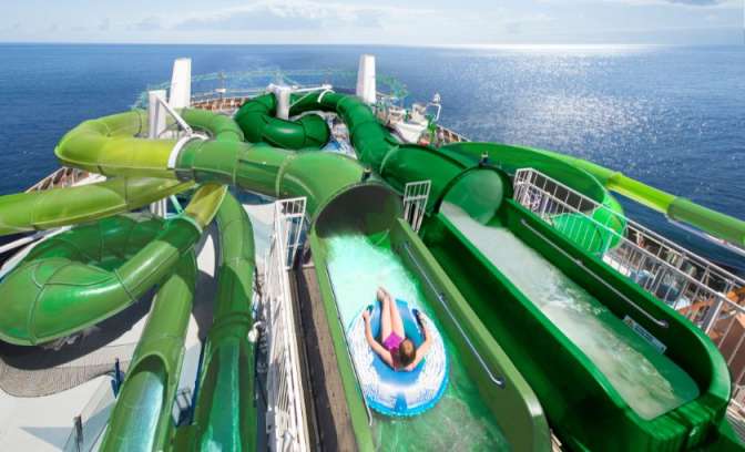 Glijbanen MSC Grandiosa