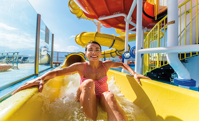 Waterpark op dek van rederij Carnival